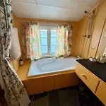شاليه Authentic Norwegian For 8 With Fireplaces & Modern Comfort Near Slopes يالو