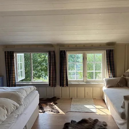 Σαλέ Authentic Norwegian For 8 With Fireplaces & Modern Comfort Near Slopes *