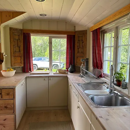 Domek alpejski Geilo, Two Cabins, Silence, Nature, Skiing And Summer Sports *