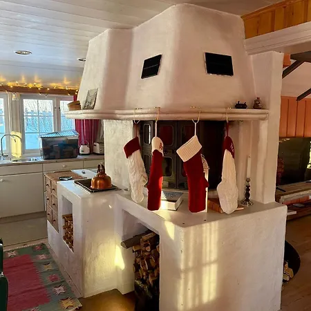 Σαλέ Authentic Norwegian For 8 With Fireplaces & Modern Comfort Near Slopes Geilo