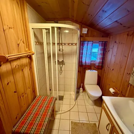 Σαλέ Authentic Norwegian For 8 With Fireplaces & Modern Comfort Near Slopes Geilo