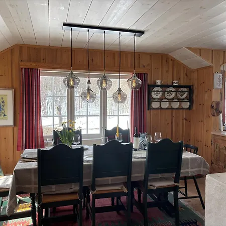 Σαλέ Authentic Norwegian For 8 With Fireplaces & Modern Comfort Near Slopes *